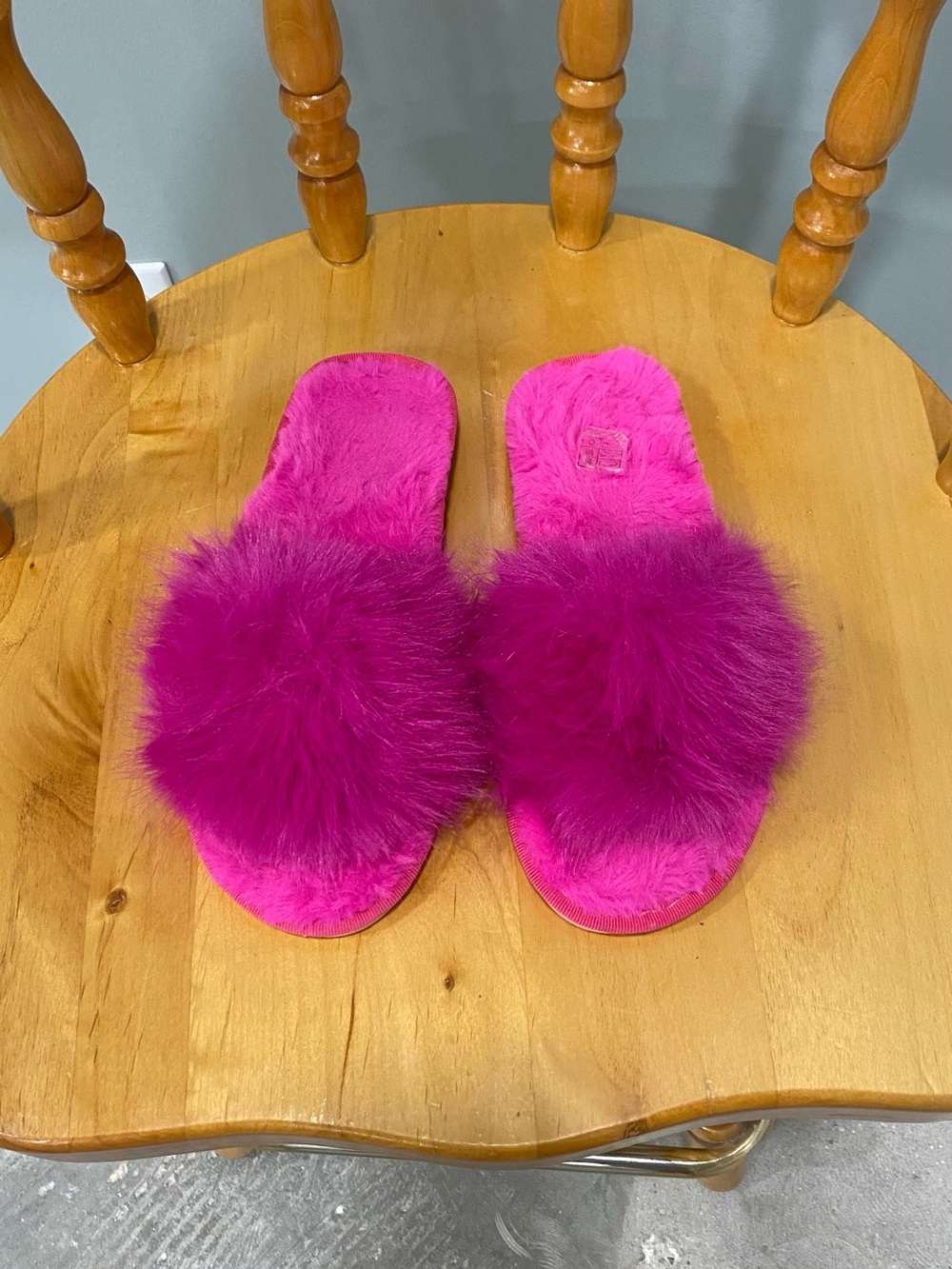 Faux Fur Slide Slippers - Hot Pink size 9 (40-41)
